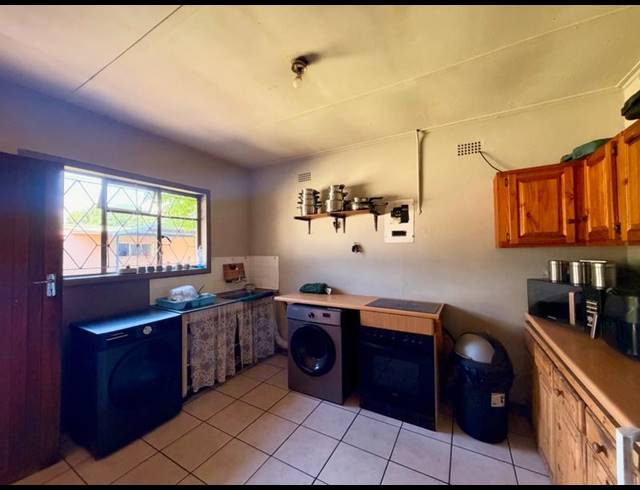 3 BEDROOM HOUSE FOR SALE IN VANDERBIJLPARK CW 3